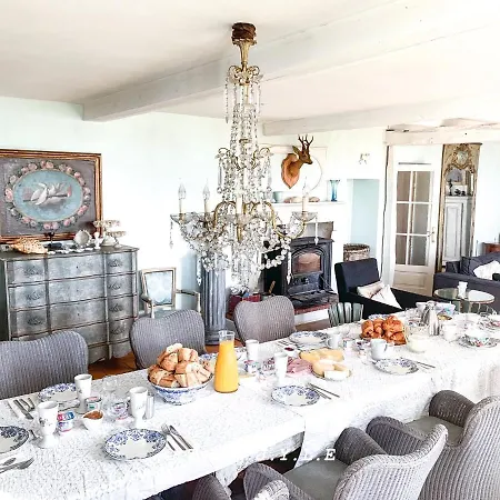 Font Muguet Bed & Breakfast *